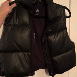 Zara Cropped Black Puffer Vest